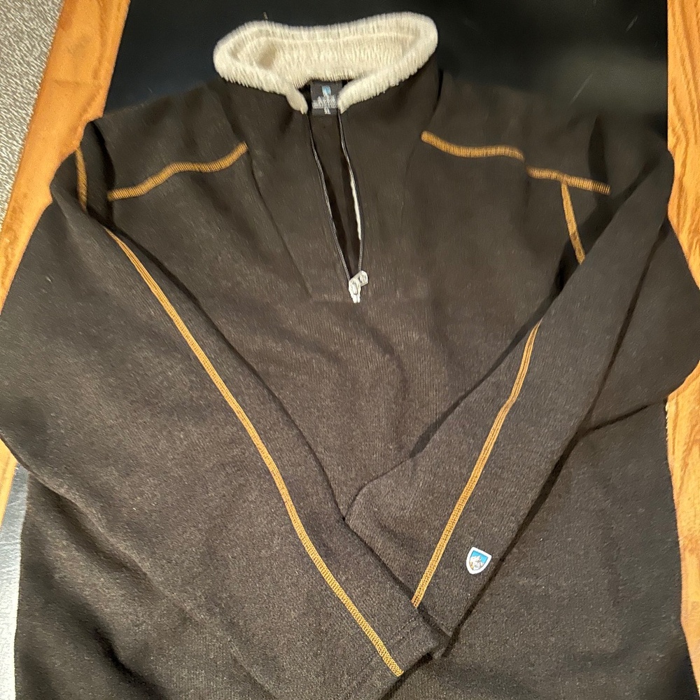 Kuhl fleece trim 1/4 zip pull over